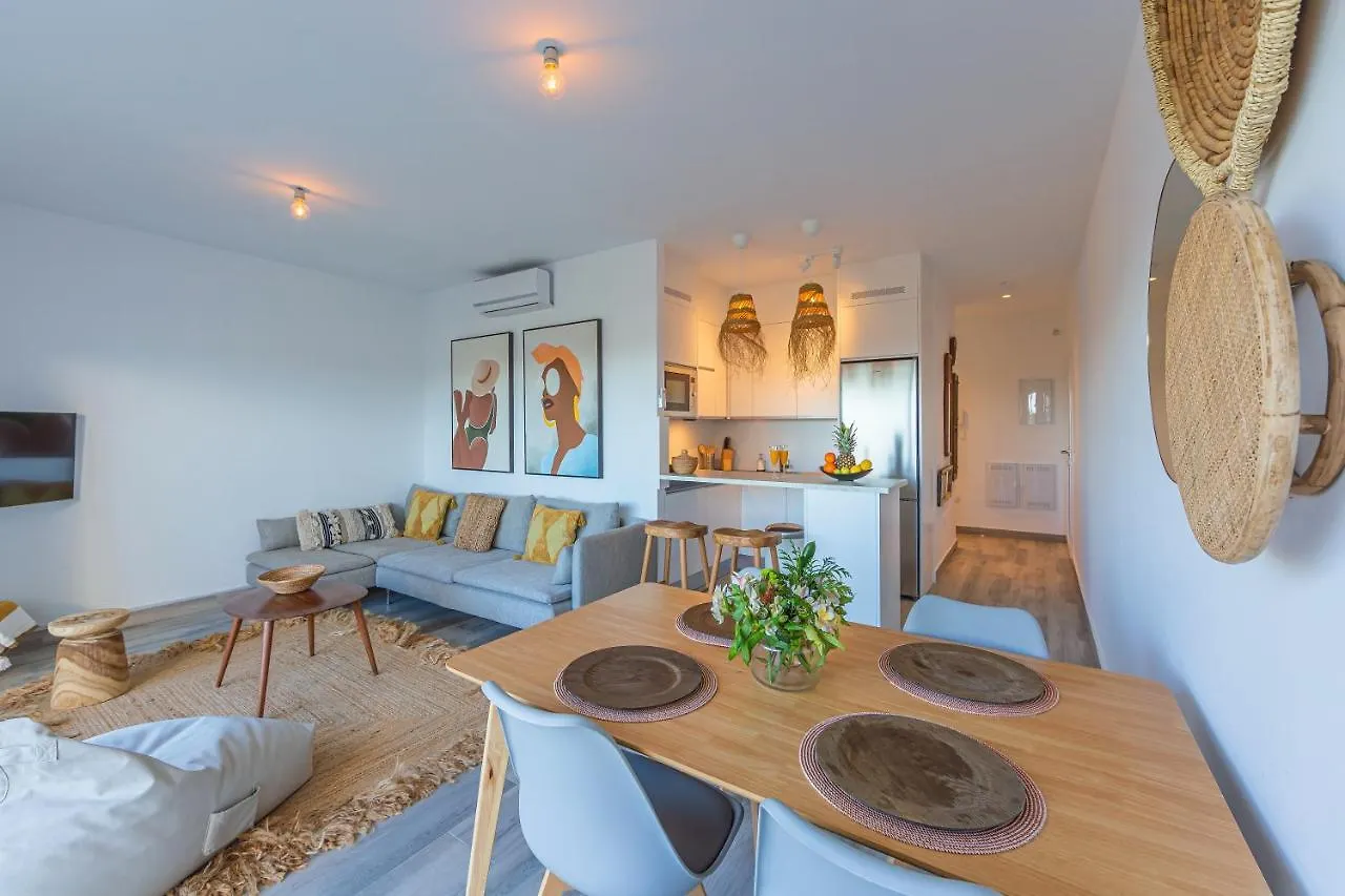 Jardin, Piscina Y Fibra Optica - Simplytarifa Apartment Spain